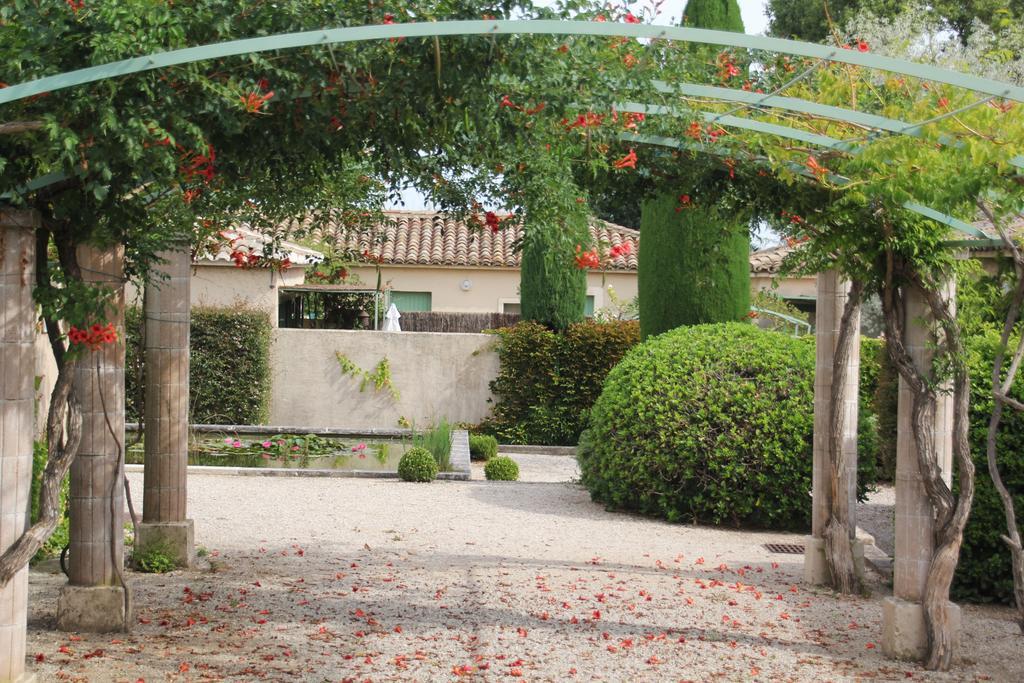 Les Jardins De Fontanille Saint-Rémy-de-Provence Kamer foto